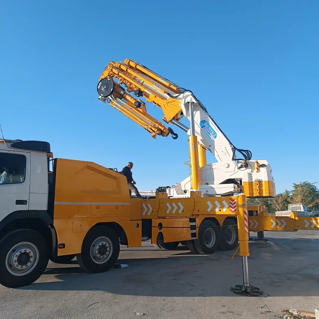 Katlanır Bomlu Vinçler HS 330 L8+L6 kucuk gorsel 3